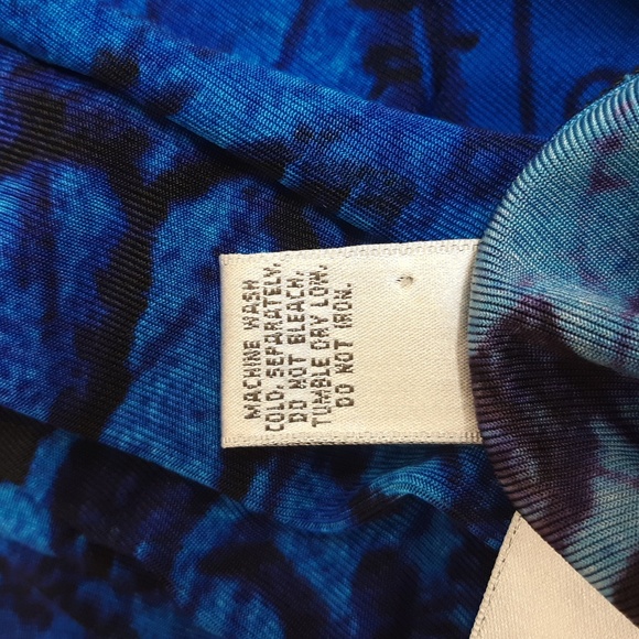 Chico's Travelers Abstract Print Top - Picture 7 of 7